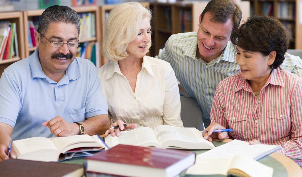 Edukacja-fot.2-IBM IBM do 2030 roku zamierza podnieść umiejętności 30 milionów ludzi – Firma ogłasza 170 nowych partnerstw i rozwój programów w ponad 30 krajach